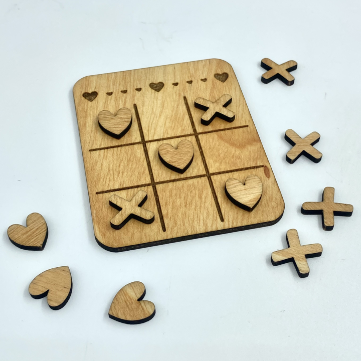 3 en Raya - El amor siempre gana